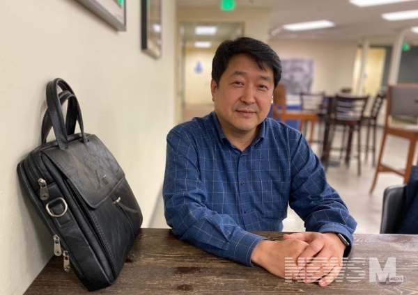 평양 과학기술 대학교 의학부 이흥우 외래 교수 (뉴스M)