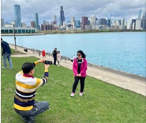 ​보기만 해도 금슬 좋은 부부이다 많이 다르지만 같은 백목사 부부. @ 페북에서 퍼옴