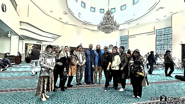 비교종교학 수업을 위해 필자가 진행한 아랍 이슬람 문화 체험 프로그램. 이슬람 사원의 금요일 예배를 참관하고 현장을 담았다. ⓒ김동문