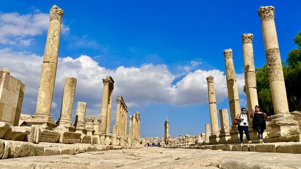  거라사(제라쉬) 성안의 대로 ⓒ김동문