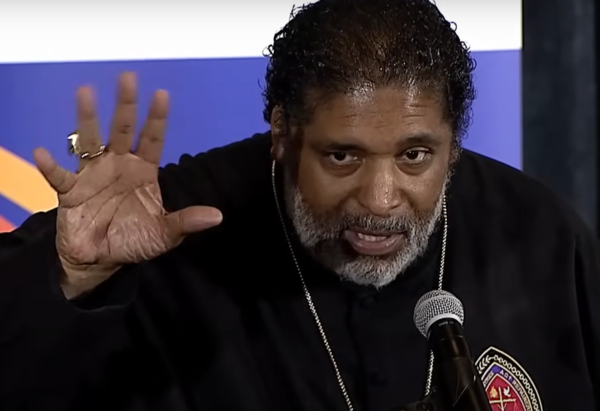 윌리엄 바버 목사(사진:유튜브 영상 갈무리)