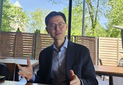 억울함을 푸는 것보다, 억울함을 지는 것이 더 하나님다운 길이라고 생각했습니다. -황주 목사-