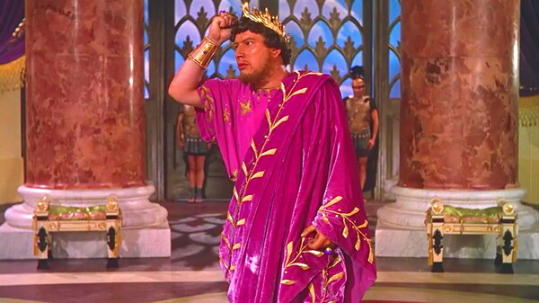 자색 예복을 입은 황제. 1951년 영화 "쿼바디스"의 한 장면. 1951.